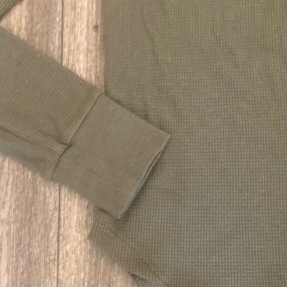 Madewell Olive Long Sleeve Henley Tee size small - Picture 4 of 5